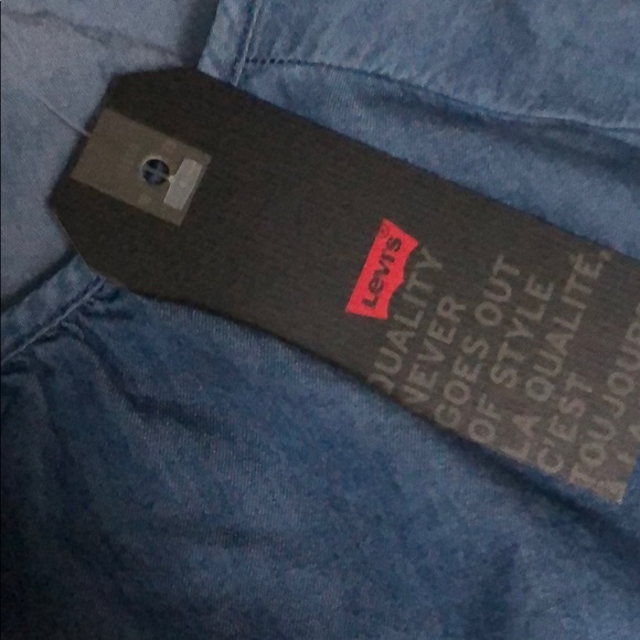 Levis Women. LESLIE TOP BLUE Nwt. - Picture 7 of 7